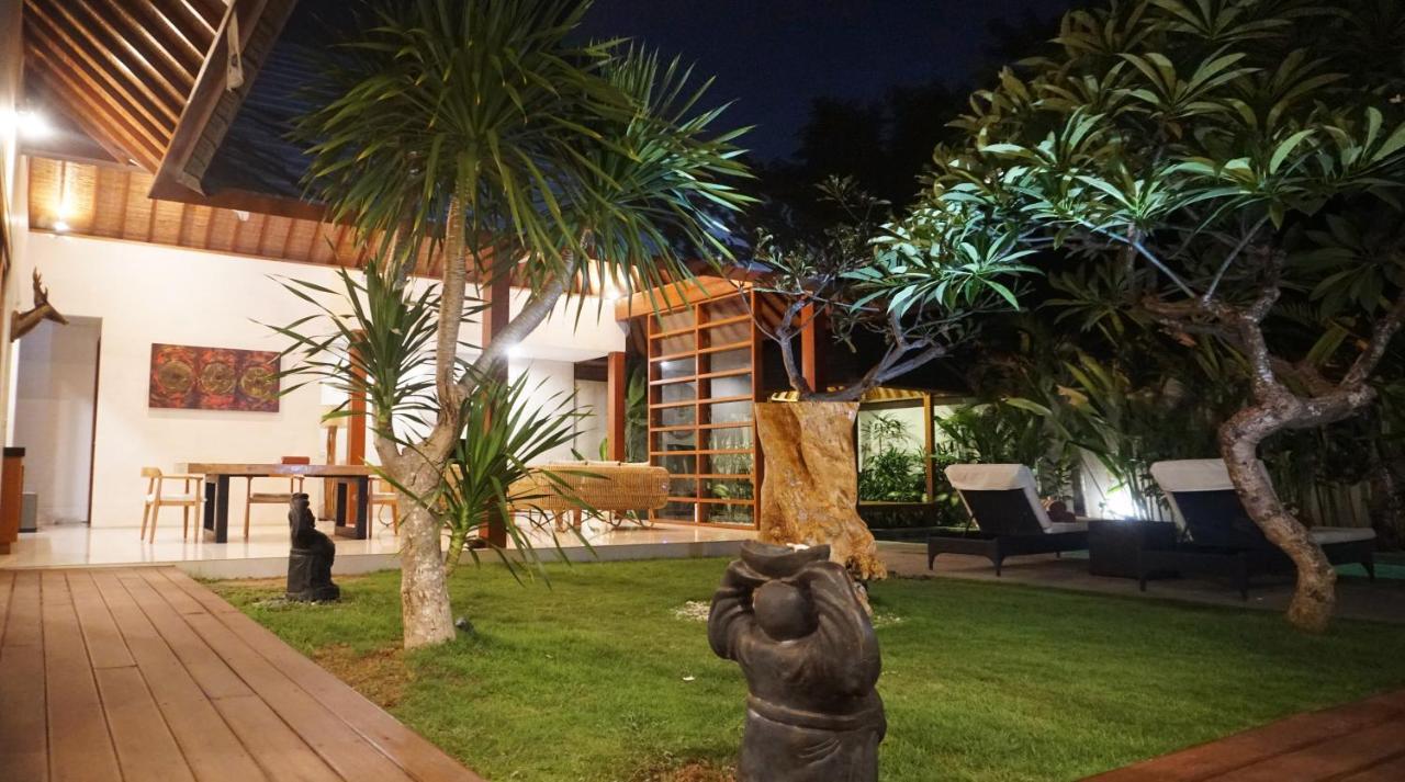 Nil Villa Seminyak Exterior photo